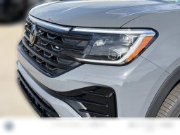 Volkswagen Atlas Cross Sport 2.0T SEL R-Line Black 4MOTION 2026