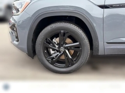 Volkswagen Atlas Cross Sport 2.0T SEL R-Line Black 4MOTION 2026