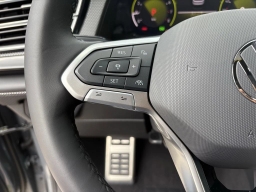 Volkswagen Atlas Cross Sport 2.0T SEL R-Line Black 4MOTION 2026