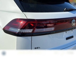 Volkswagen Atlas Cross Sport 2.0T SEL R-Line Black 4MOTION 2026