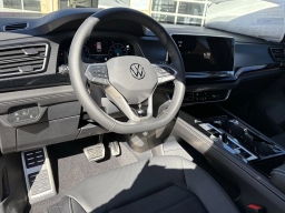 Volkswagen Atlas Cross Sport 2.0T SEL R-Line Black 4MOTION 2026