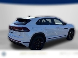 Volkswagen Atlas Cross Sport 2.0T SEL R-Line Black 4MOTION 2026