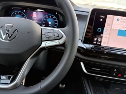 Volkswagen Atlas Cross Sport 2.0T SEL R-Line Black 4MOTION 2026