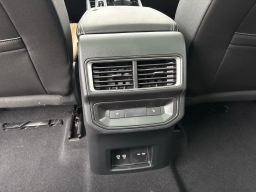 Volkswagen Atlas Cross Sport 2.0T SEL 4MOTION 2026