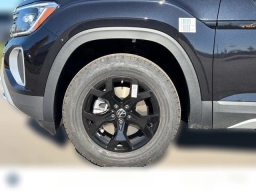 Volkswagen Atlas 2.0T Peak Edition 4MOTION 2026