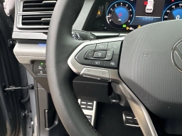 Volkswagen Atlas 2.0T Peak Edition 4MOTION 2026