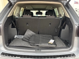 Volkswagen Atlas 2.0T Peak Edition 4MOTION 2026