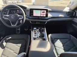 Volkswagen Atlas 2.0T Peak Edition 4MOTION 2026