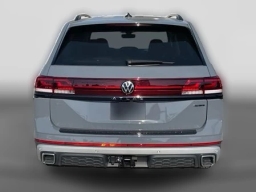 Volkswagen Atlas 2.0T Peak Edition 4MOTION 2026