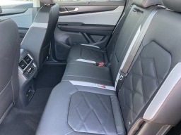 Volkswagen Atlas 2.0T Peak Edition 4MOTION 2026