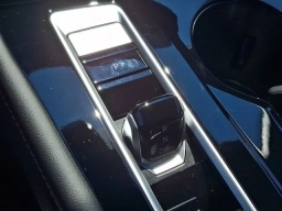 Volkswagen Atlas 2.0T Peak Edition 4MOTION 2026