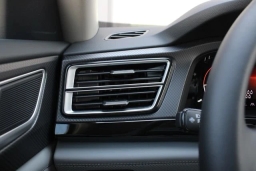 Volkswagen Atlas 2.0T Peak Edition 4MOTION 2026