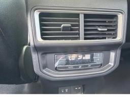 Volkswagen Atlas 2.0T Peak Edition 4MOTION 2026