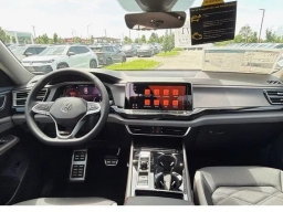 Volkswagen Atlas 2.0T Peak Edition 4MOTION 2026