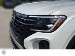 Volkswagen Atlas 2.0T Peak Edition 4MOTION 2026