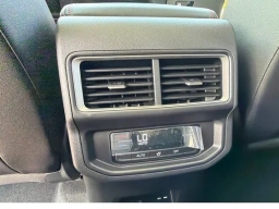 Volkswagen Atlas 2.0T Peak Edition 4MOTION 2026