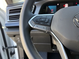 Volkswagen Atlas Cross Sport 2.0T SE FWD 2026