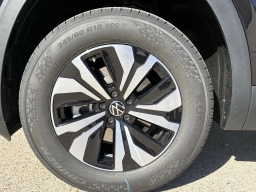 Volkswagen Atlas 2.0T SE FWD 2026