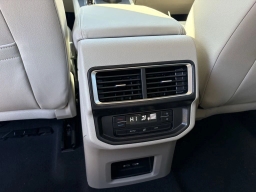 Volkswagen Atlas 2.0T SE FWD 2026