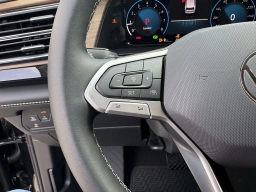 Volkswagen Atlas 2.0T SE FWD 2026