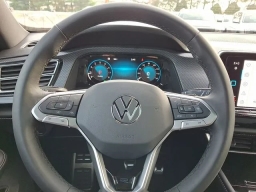 Volkswagen Atlas Cross Sport 2.0T SEL Premium R-Line 4MOTION 2026