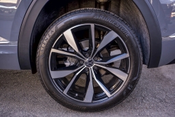 Volkswagen Atlas Cross Sport 2.0T SEL Premium R-Line 4MOTION 2026