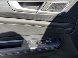 Volkswagen Atlas Cross Sport 2.0T SEL Premium R-Line 4MOTION 2026