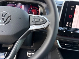 Volkswagen Atlas Cross Sport 2.0T SEL Premium R-Line 4MOTION 2026