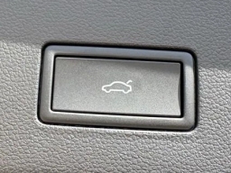 Volkswagen Atlas Cross Sport 2.0T SEL Premium R-Line 4MOTION 2026