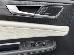 Volkswagen Atlas Cross Sport 2.0T SEL Premium R-Line 4MOTION 2026