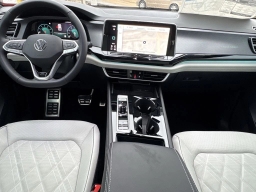 Volkswagen Atlas Cross Sport 2.0T SEL Premium R-Line 4MOTION 2026