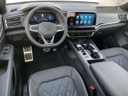 Volkswagen Atlas Cross Sport 2.0T SEL Premium R-Line 4MOTION 2026