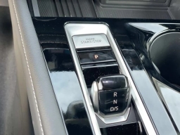 Volkswagen Atlas Cross Sport 2.0T SEL Premium R-Line 4MOTION 2026