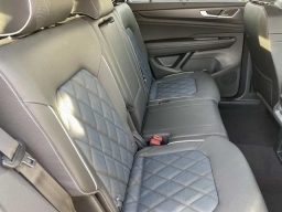 Volkswagen Atlas Cross Sport 2.0T SEL Premium R-Line 4MOTION 2026