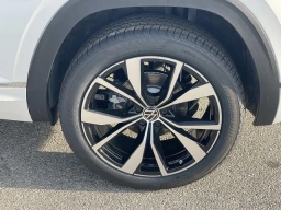 Volkswagen Atlas Cross Sport 2.0T SEL Premium R-Line 4MOTION 2026