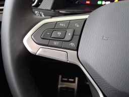 Volkswagen Atlas Cross Sport 2.0T SEL Premium R-Line 4MOTION 2026