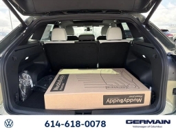 Volkswagen Atlas Cross Sport 2.0T SEL Premium R-Line 4MOTION 2026