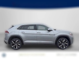Volkswagen Atlas Cross Sport 2.0T SEL Premium R-Line 4MOTION 2026