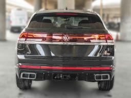 Volkswagen Atlas Cross Sport 2.0T SEL Premium R-Line 4MOTION 2026