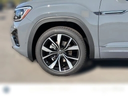 Volkswagen Atlas Cross Sport 2.0T SEL Premium R-Line 4MOTION 2026