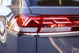 Volkswagen Atlas Cross Sport 2.0T SEL Premium R-Line 4MOTION 2026