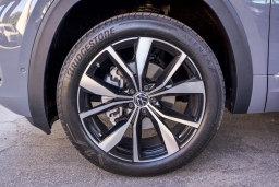 Volkswagen Atlas Cross Sport 2.0T SEL Premium R-Line 4MOTION 2026