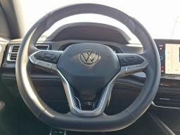 Volkswagen Atlas Cross Sport 2.0T SEL Premium R-Line 4MOTION 2025