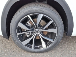 Volkswagen Atlas 2.0T SEL Premium R-Line 4MOTION 2026