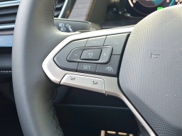 Volkswagen Atlas 2.0T SEL Premium R-Line 4MOTION 2026