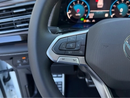 Volkswagen Atlas 2.0T SEL Premium R-Line 4MOTION 2026