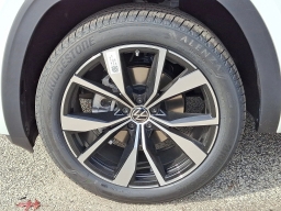 Volkswagen Atlas 2.0T SEL Premium R-Line 4MOTION 2026