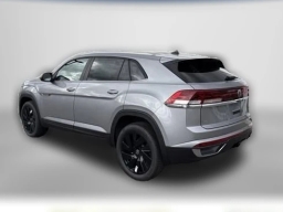 Volkswagen Atlas Cross Sport 2.0T SE w/Technology 4MOTION 2026