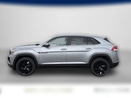Volkswagen Atlas Cross Sport 2.0T SE w/Technology 4MOTION 2026