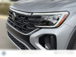 Volkswagen Atlas Cross Sport 2.0T SE w/Technology 4MOTION 2026